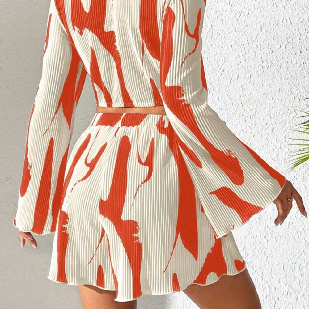 2 Piece Matching Set - Picture 2 of 2